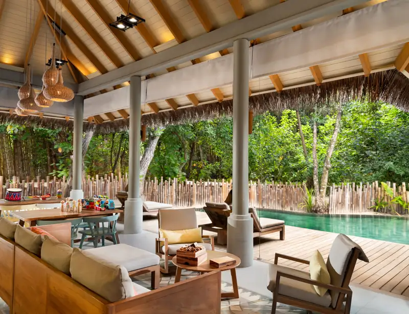 HURAWALHI ISLAND RESORT